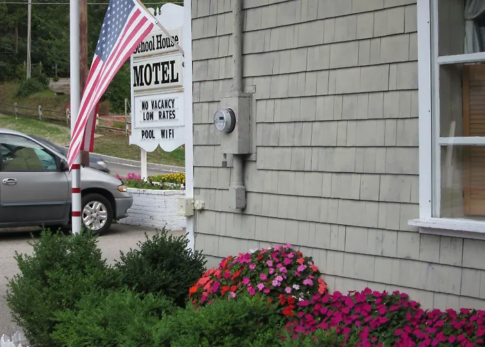 School House Inn